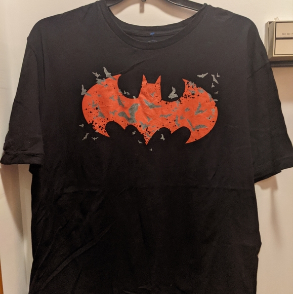 Batman Other - Batman men's 2XL black with melon logo t shirt